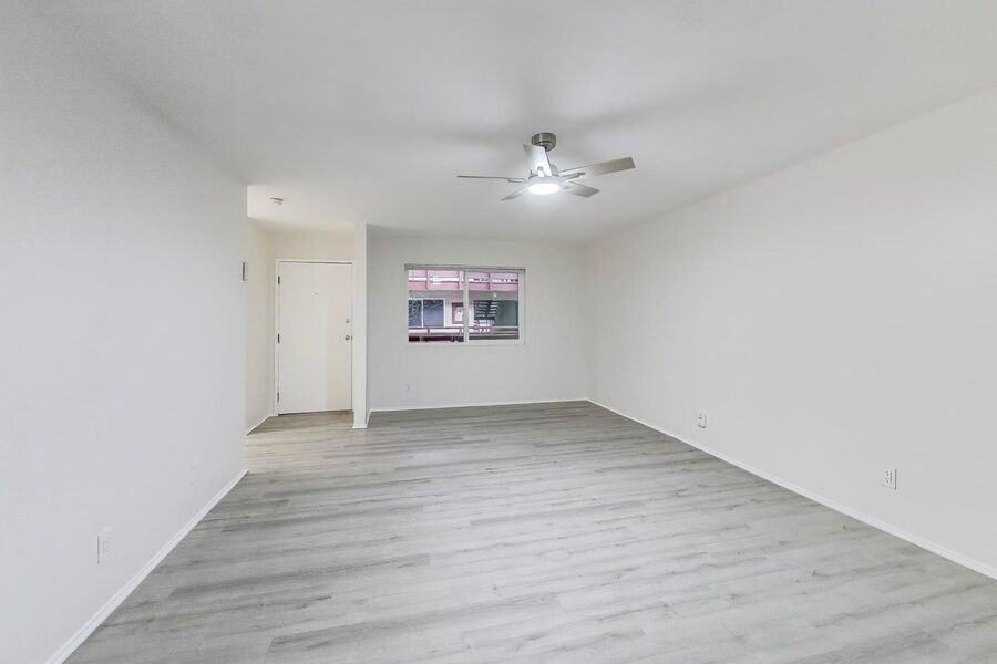 2820 Park Blvd #206 - Photo 3 of 19