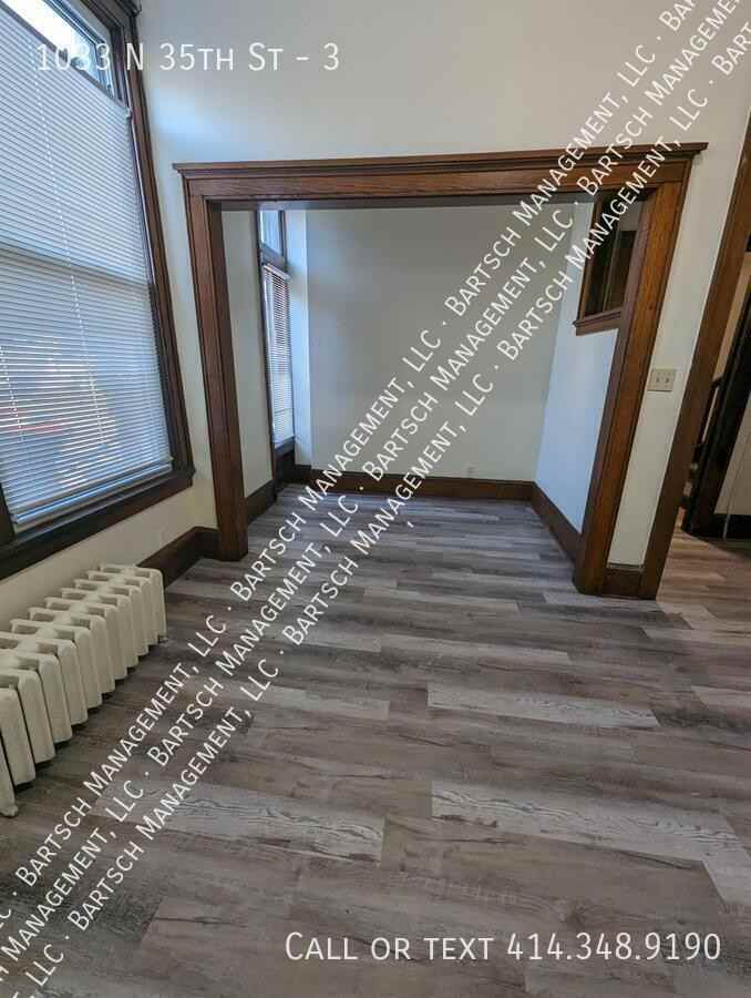 1033 N 35th St #3 - Photo 3 of 11