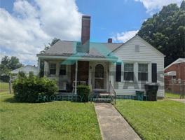 featured image of 1309 Carolina St E