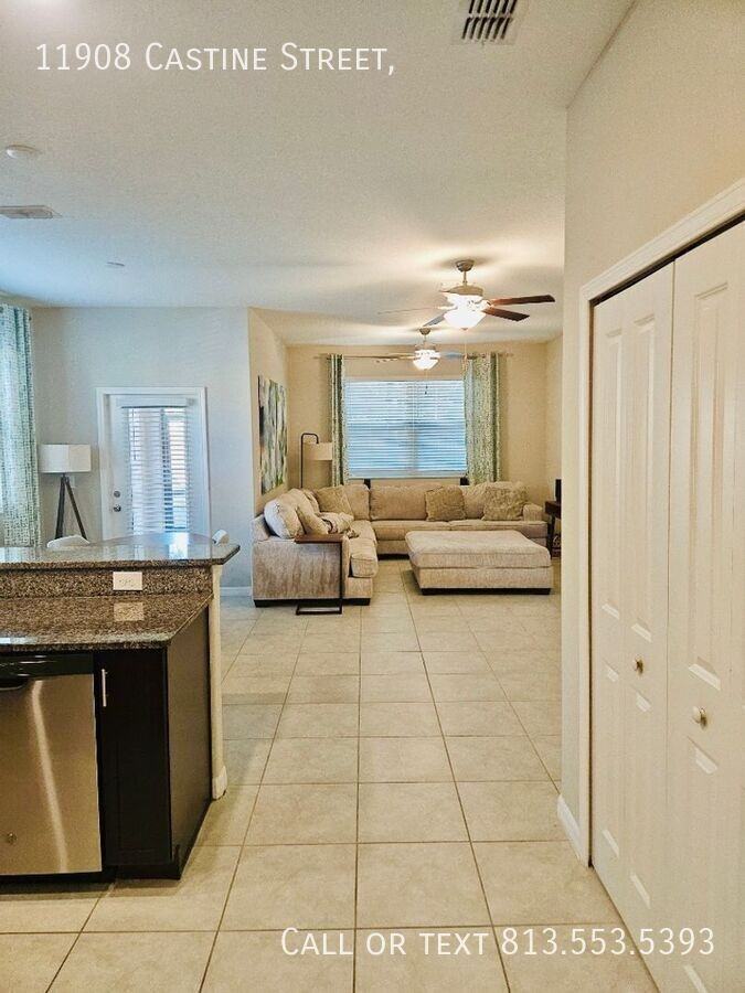 11908 Castine St - Photo 6 of 50