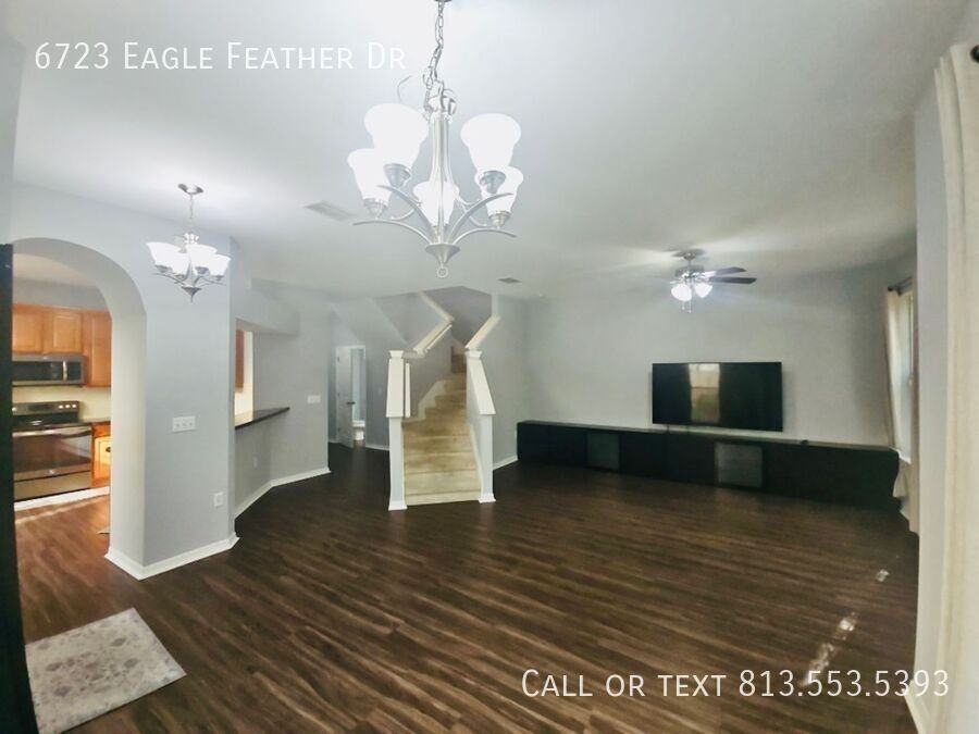 6723 Eagle Feather Dr - Photo 7 of 35