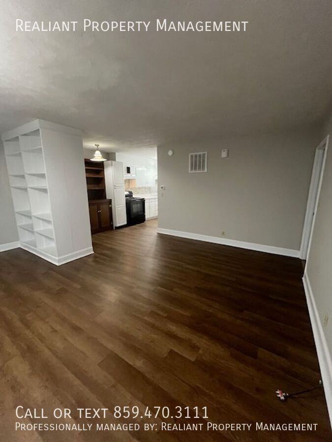 508 W Main St #B - Photo 7 of 15