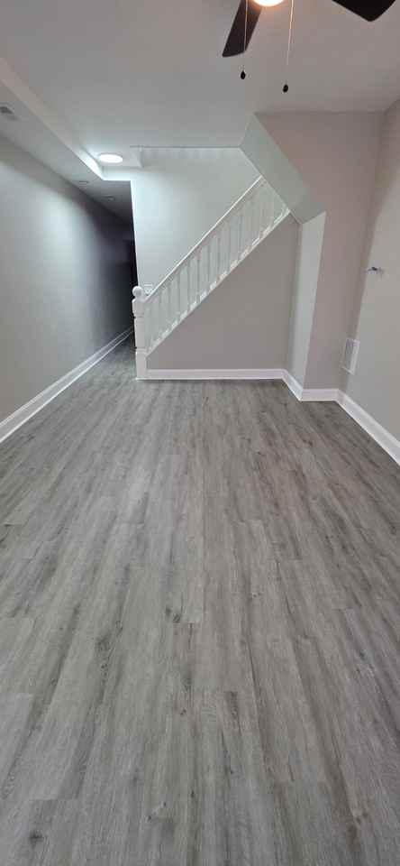 2005 E Hoffman St - Photo 3 of 10