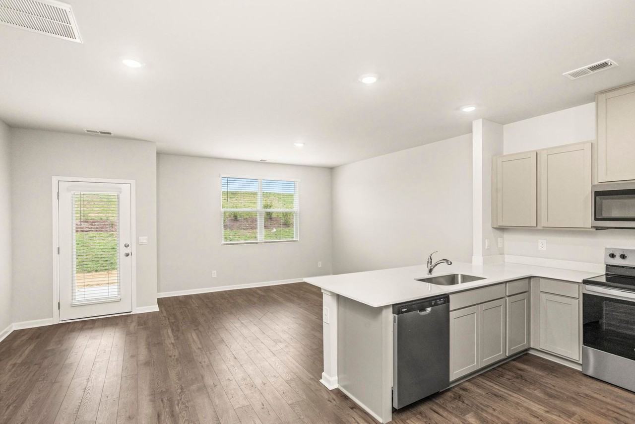 2087 Widgeon Pt - Photo 7 of 37