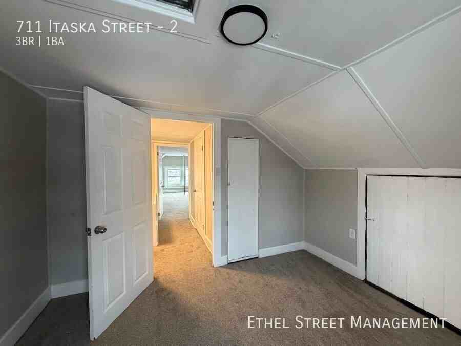 711 Itaska St #2 - Photo 7 of 26