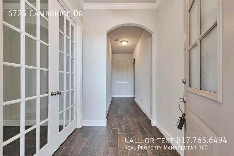 6725 Cambridge Dr - Photo 3 of 22