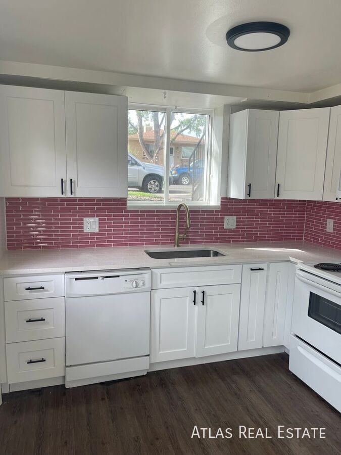 6035 W 39th Ave #6035 - Photo 3 of 35