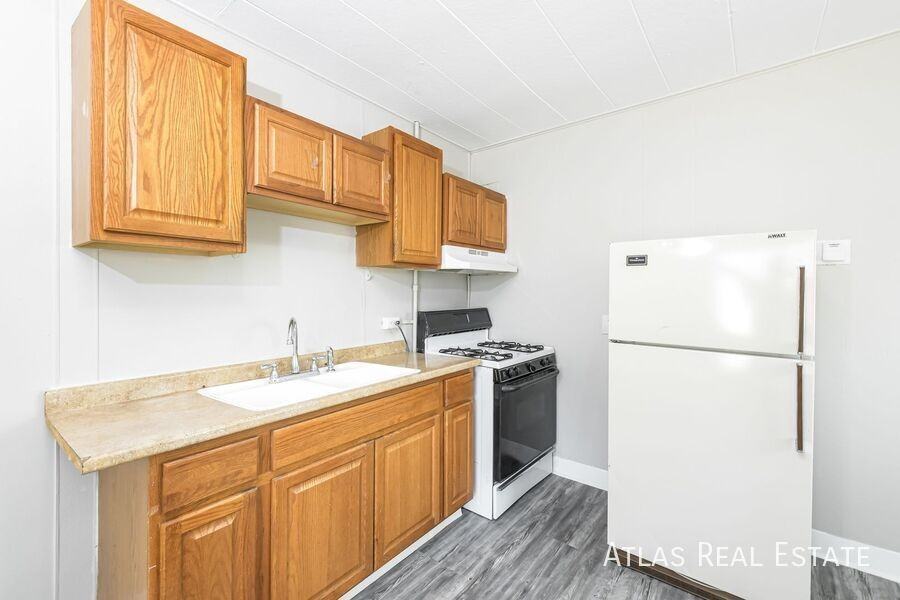 7400 Leyden St #2 - Photo 5 of 19