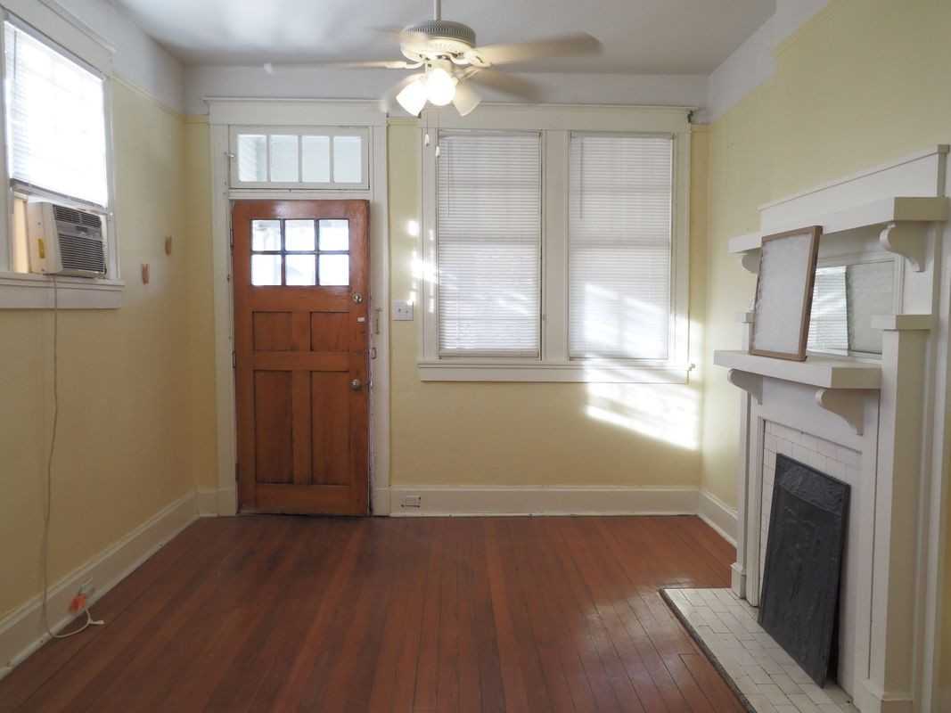 4922 Loyola Ave - Photo 2 of 10