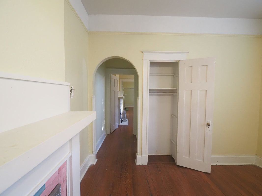 4922 Loyola Ave - Photo 4 of 10