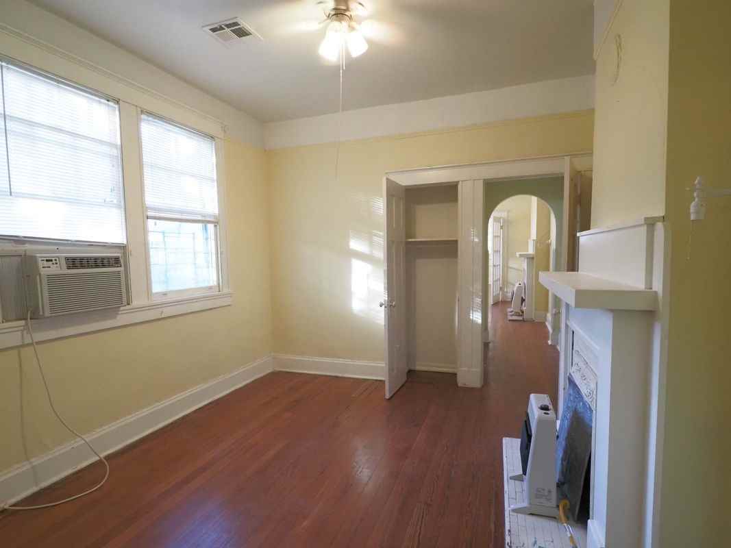 4922 Loyola Ave - Photo 5 of 10