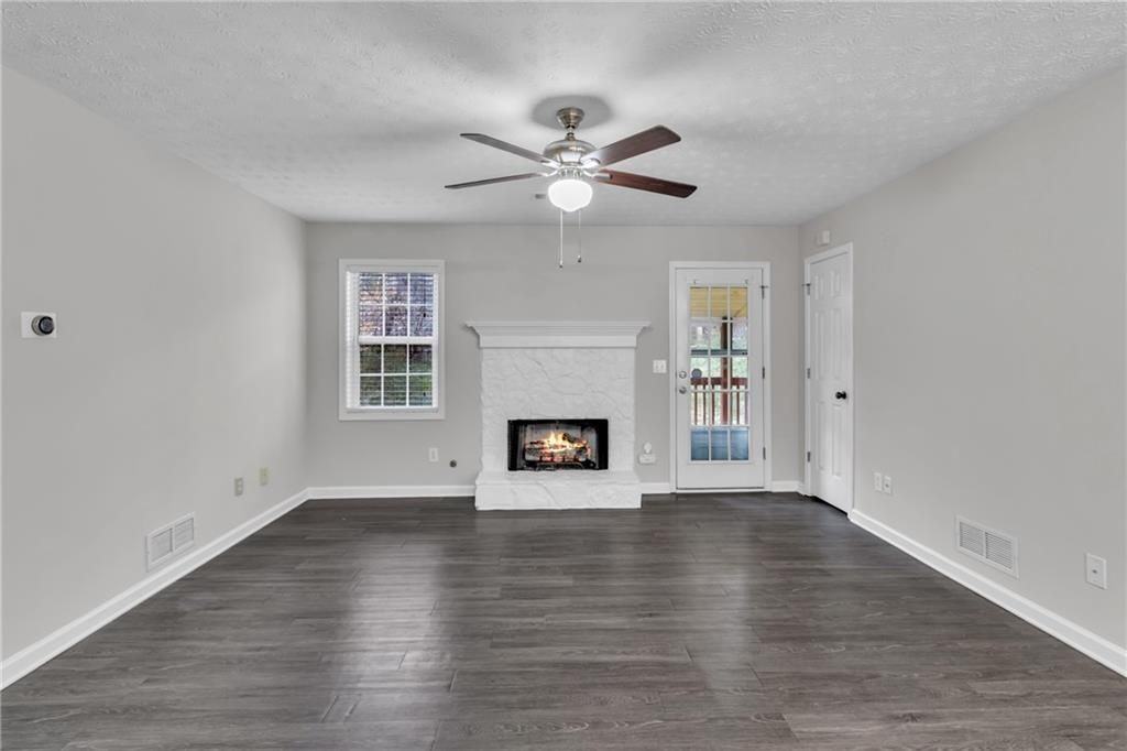 1900 Tribble Ridge Dr - Photo 7 of 50