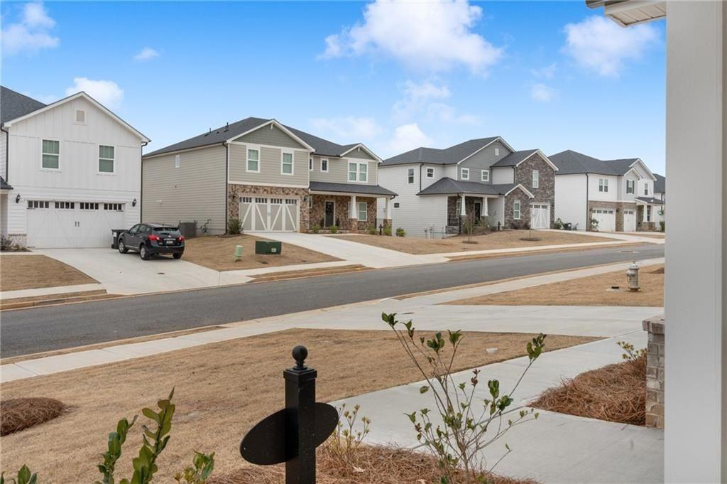 5667 Cabernet Lane - Photo 6 of 36