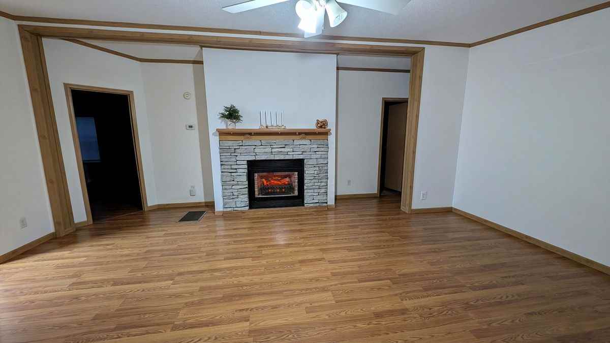 418 Frozen Ridge Rd - Photo 3 of 13