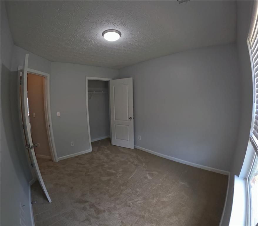 6412 Ellenwood Dr - Photo 6 of 10