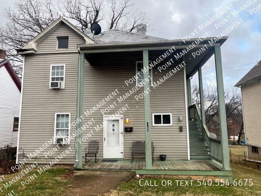 1726 Hanover Ave Nw #B - Photo 3 of 9