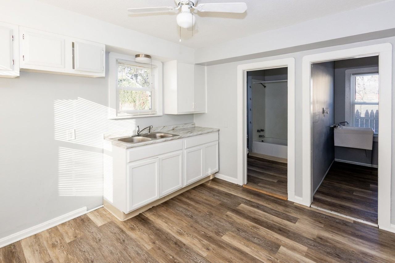 3132 W 33rd St - Photo 7 of 12