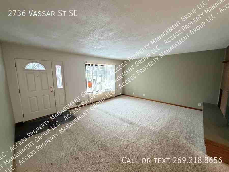 2736 Vassar St Se - Photo 2 of 35