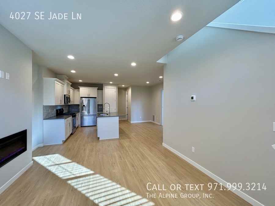4027 Se Jade Ln - Photo 4 of 50