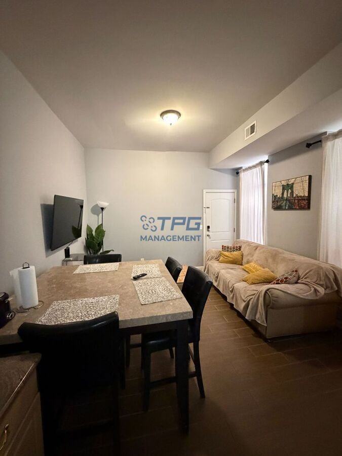 142 Ripley Pl #1 - Photo 4 of 10