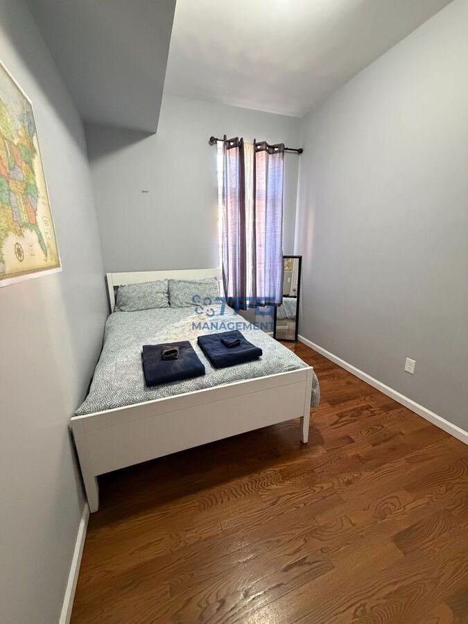 142 Ripley Pl #1 - Photo 6 of 10