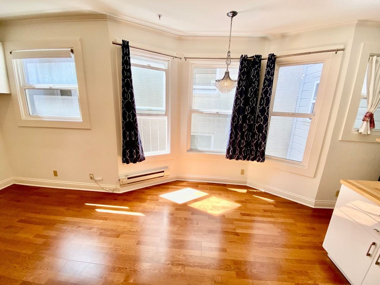 725 Pine St #304 - Photo 4 of 18