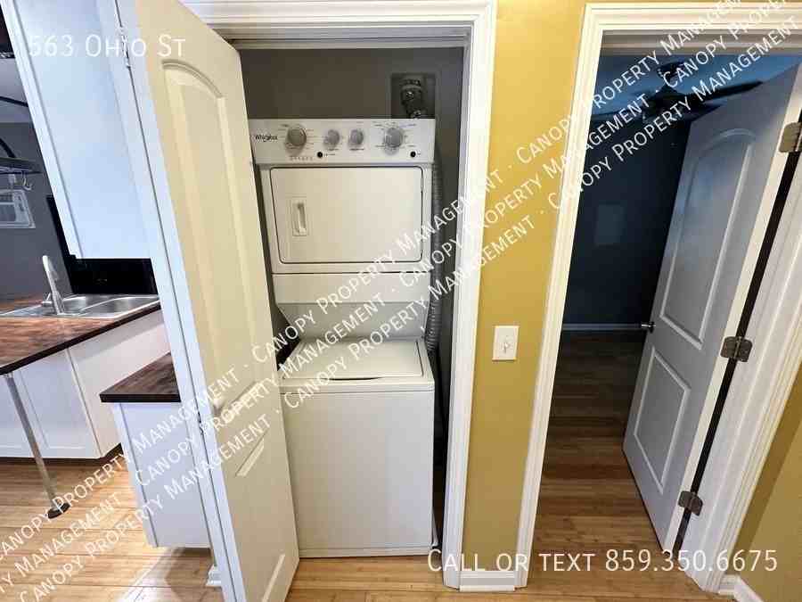 563 Ohio St - Photo 5 of 8