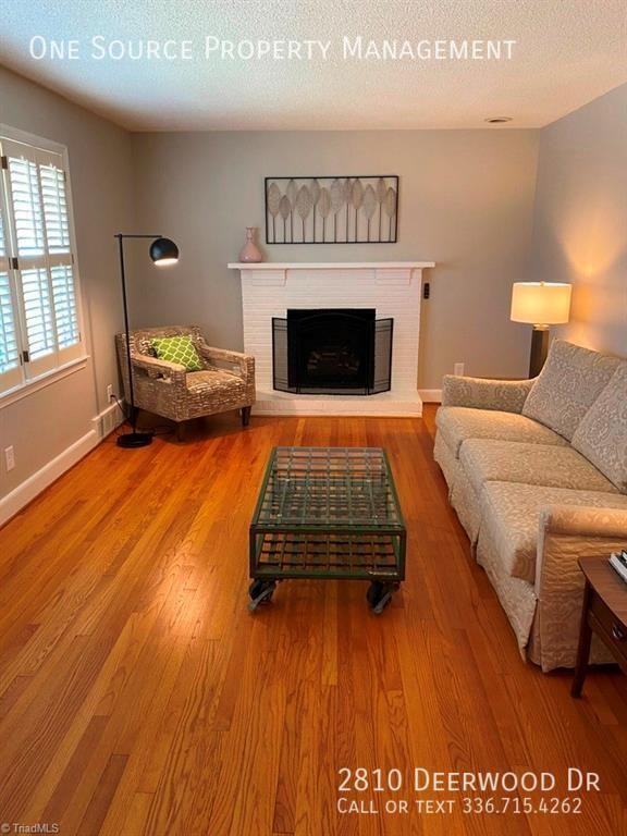 2810 Deerwood Dr - Photo 3 of 23