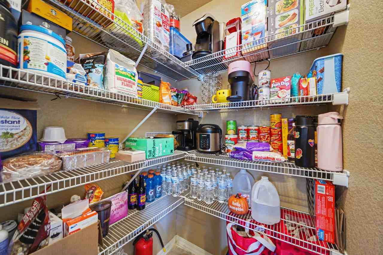 3874 Winter Sun Dr - Photo 4 of 27