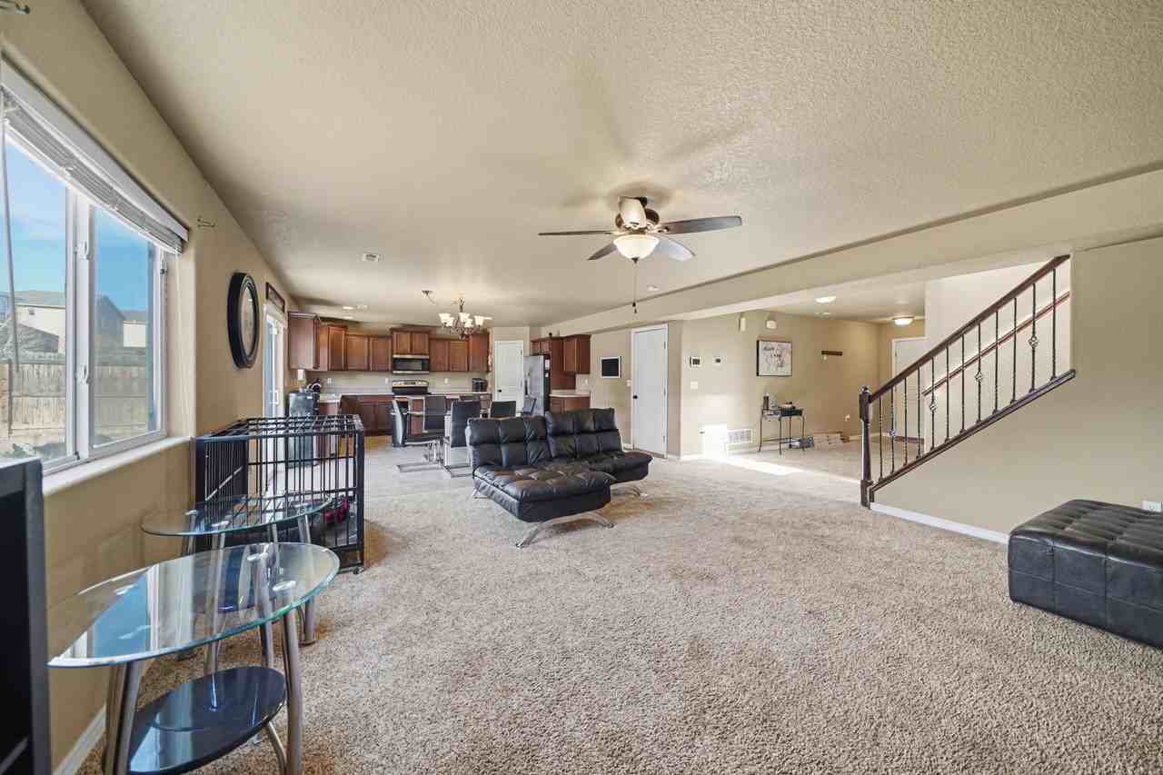 3874 Winter Sun Dr - Photo 5 of 27