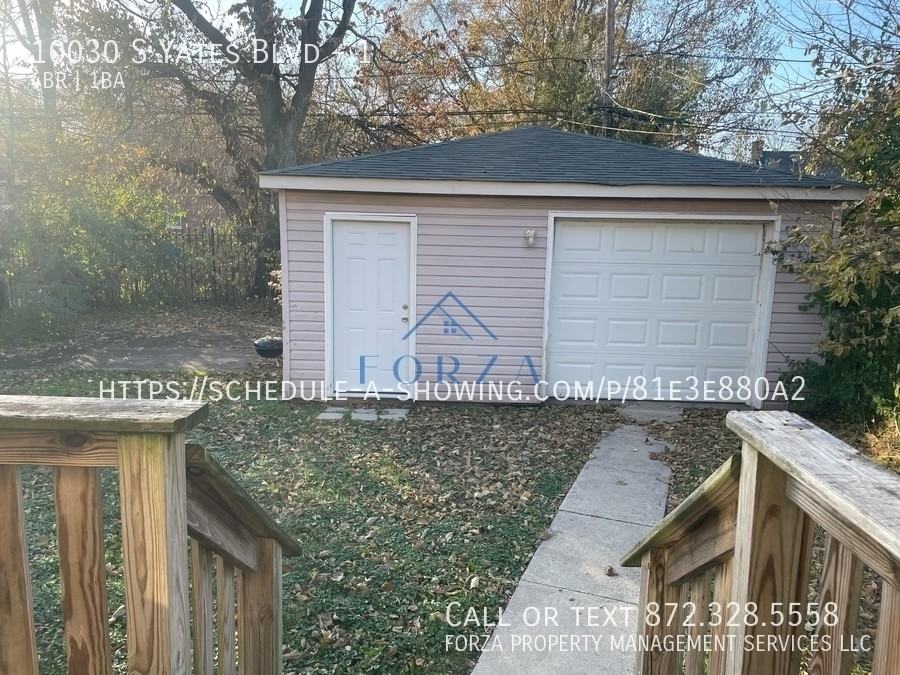 10030 S Yates Blvd #1 - Photo 3 of 18