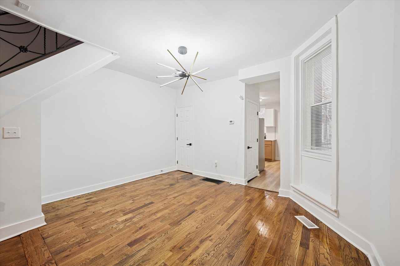 5949 Addison St - Photo 3 of 12