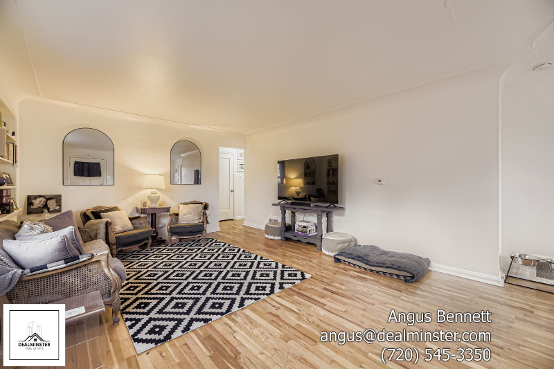 1265 Jasmine St - Photo 2 of 18