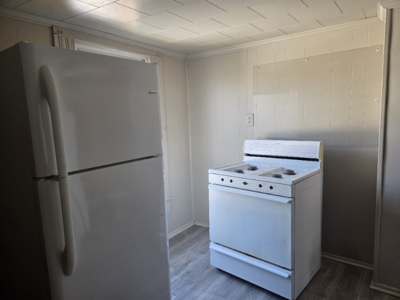 517 Broad St #A - Photo 6 of 10