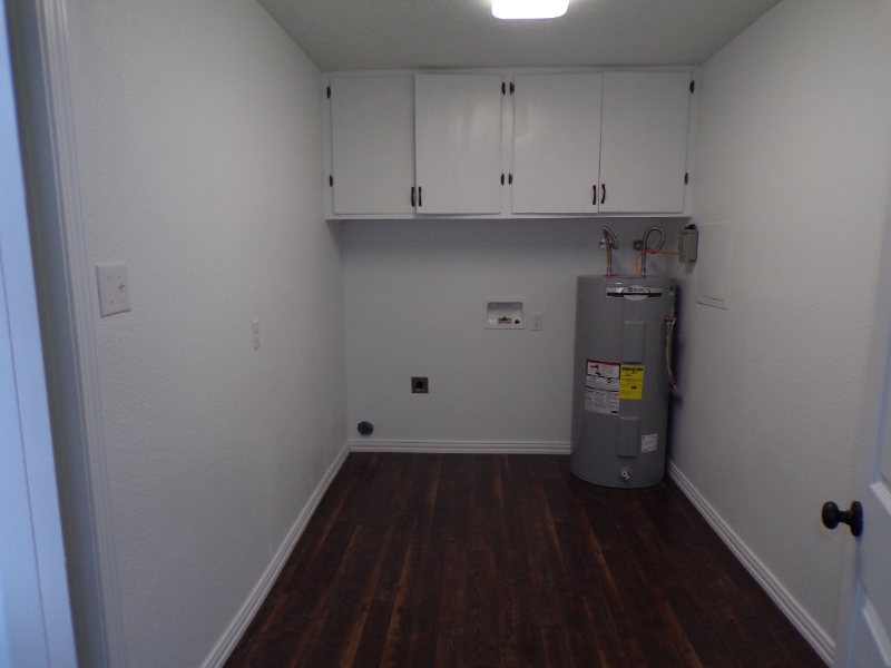 2511 Gidding St - Photo 6 of 18