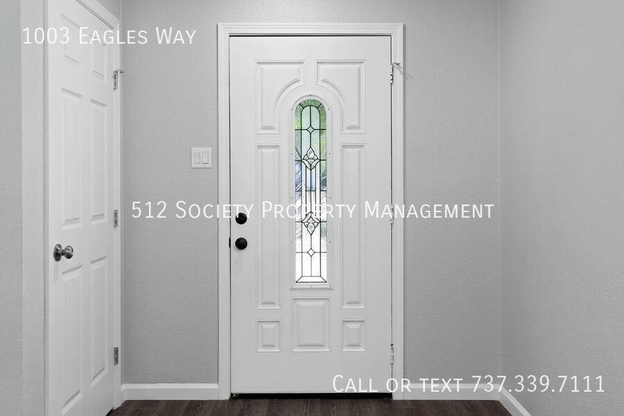 1003 Eagles Way - Photo 4 of 27