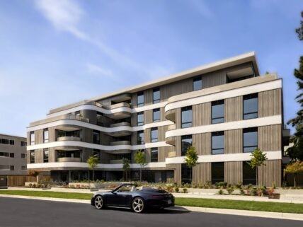 Monashee - Photo 3 of 50