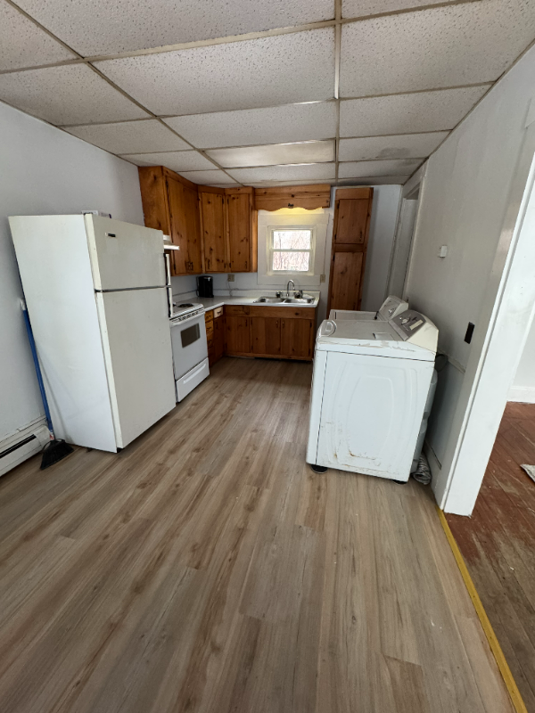 69 Pleasant St #4 - Photo 4 of 10