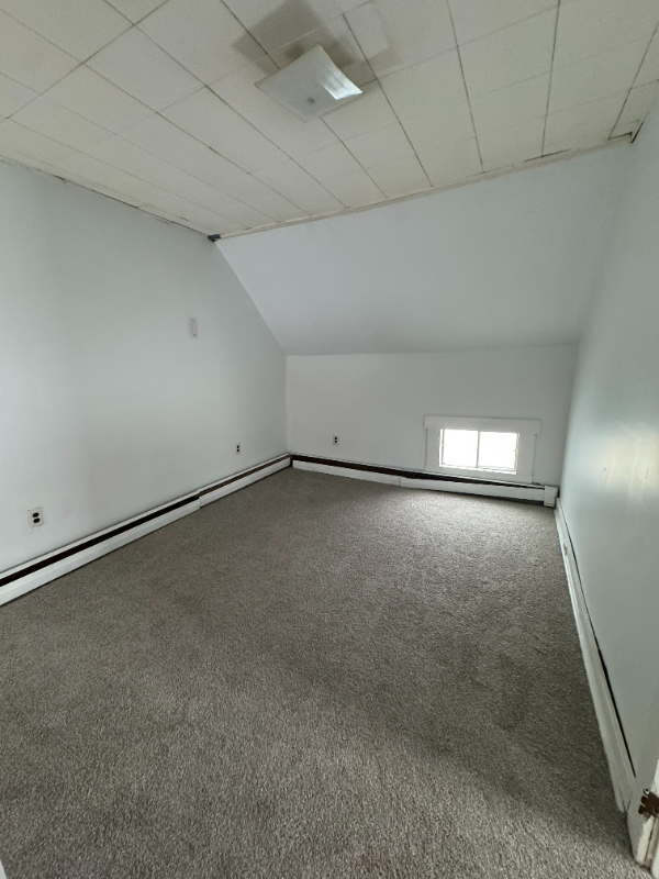 69 Pleasant St #4 - Photo 7 of 10