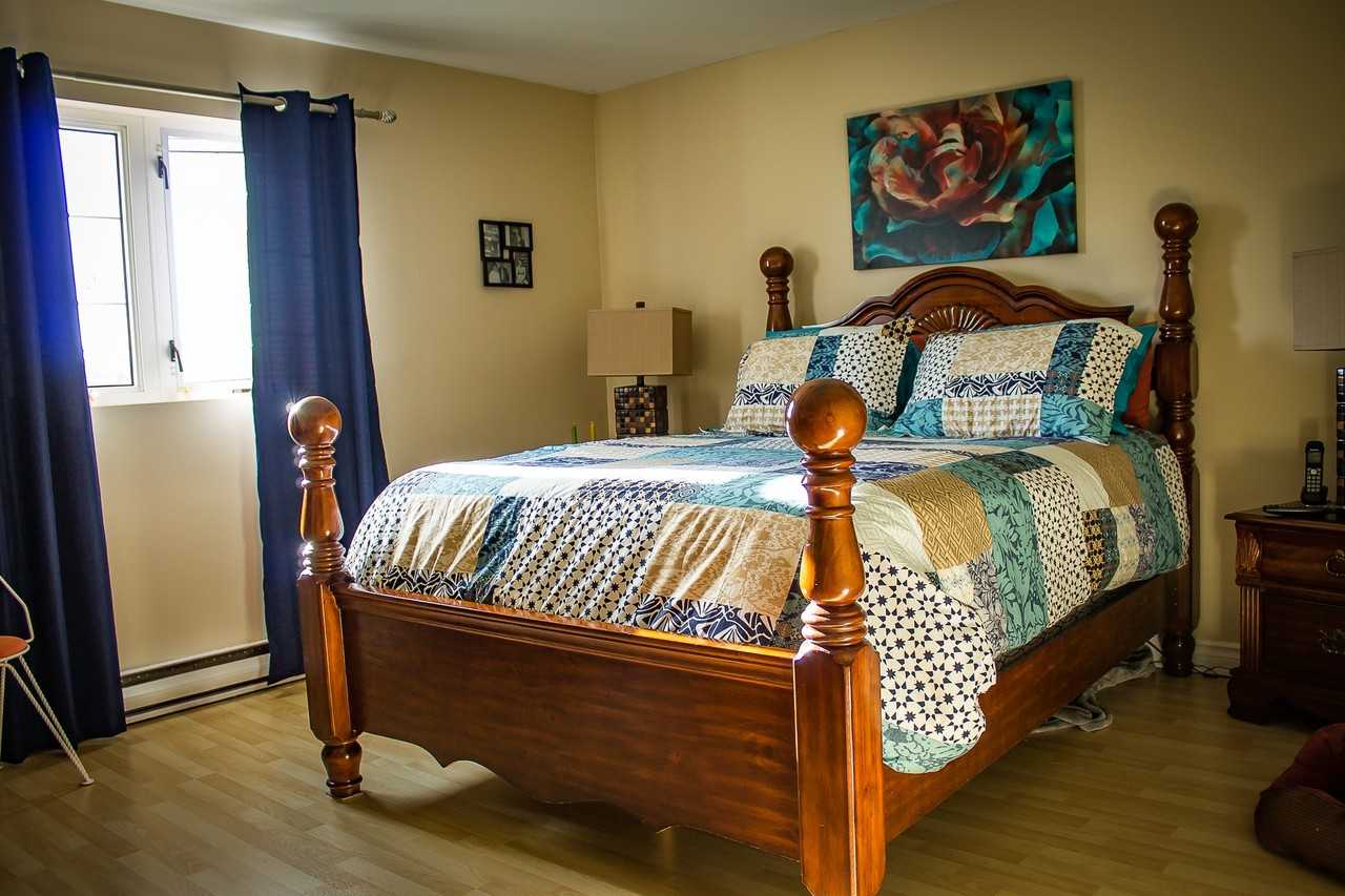 715 & 735 Laurier Street - Photo 3 of 6