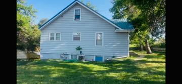 featured image of 4229 Canyon Lake Dr #3