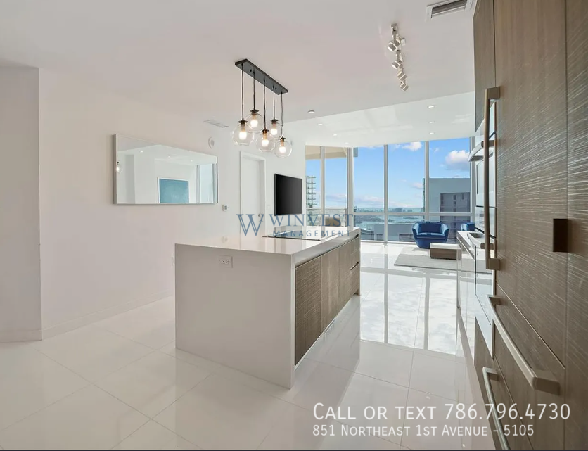 851 Ne 1st Ave #5105 - Photo 4 of 23
