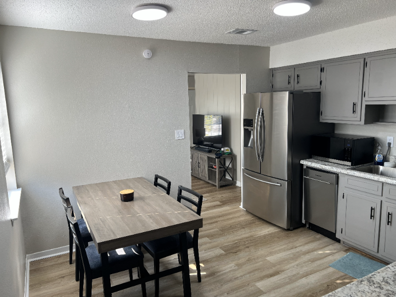 830 Calhoun Ave - Photo 5 of 8