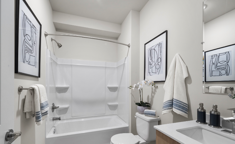 2125 W Master St - Photo 4 of 6