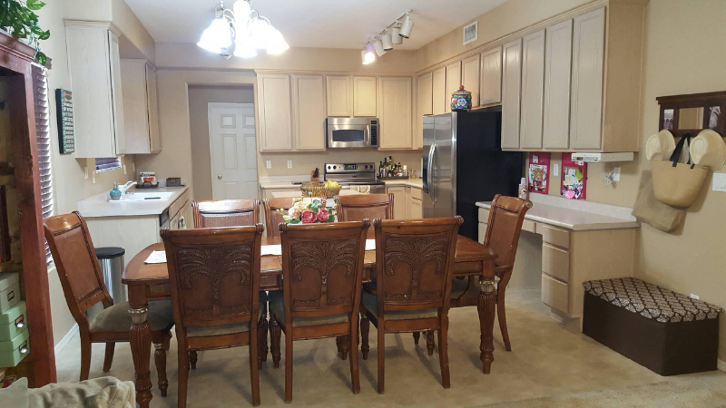 8046 S 54th Ln - Photo 6 of 15