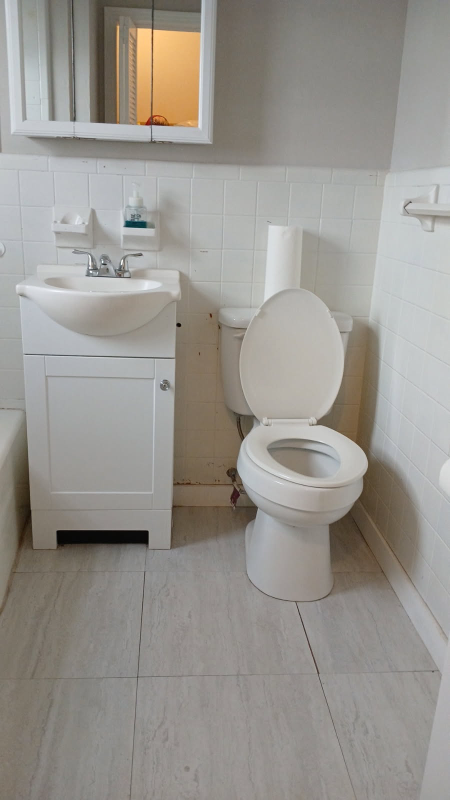 477 W 6th St #2 - Photo 4 of 16