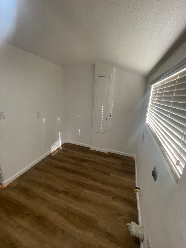 12512 Broadway - Photo 4 of 16