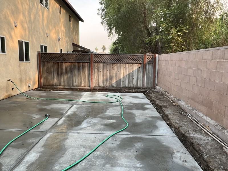 10629 Lind Ave - Photo 3 of 14