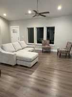 featured image of 4817 Summitview Ave #2