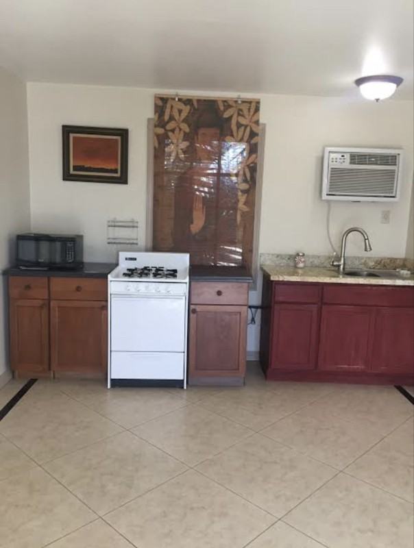 19211 Dodge Ave - Photo 6 of 10